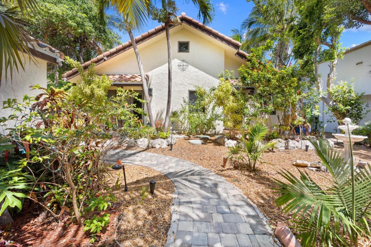 Keys Oceanfront Beauty Dock And Pool Villa Marathon Exterior photo